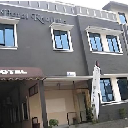 Hotel Khalista Purwakarta Exterior foto